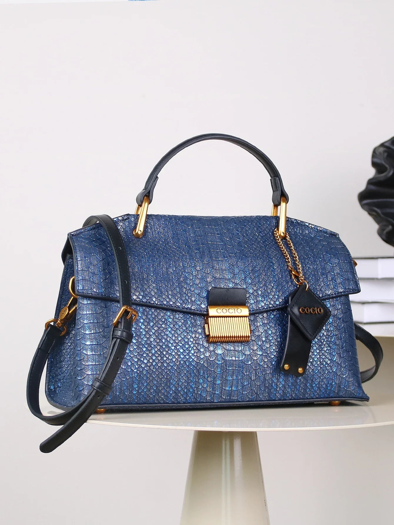 COCIO | Embossed Snake-Print Bag